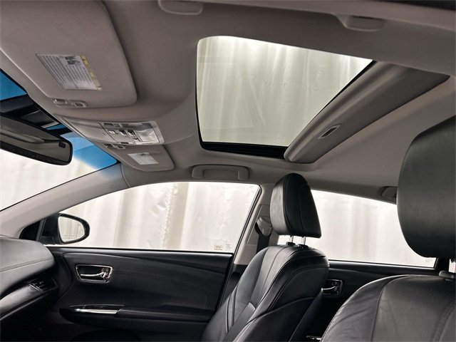 2018 Toyota Avalon Hybrid Plus XLE Premium Limited photo 4