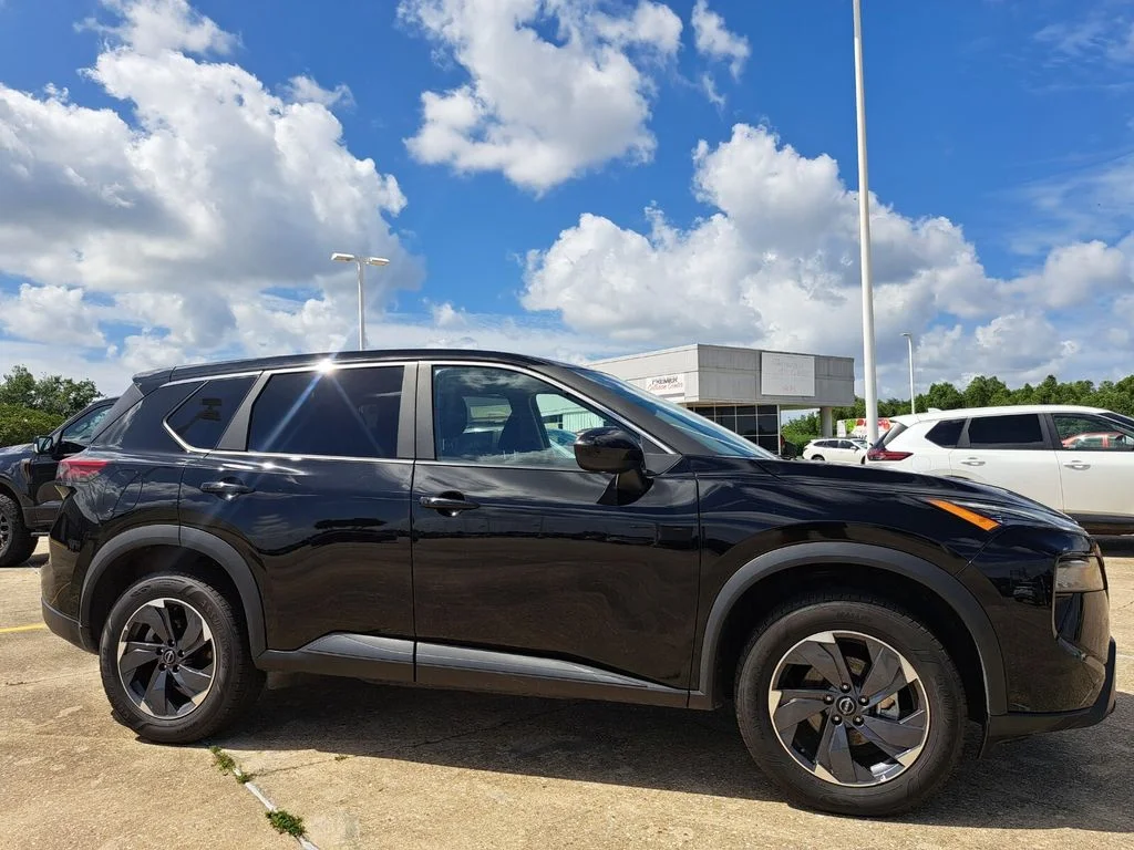 Used 2025 Black Nissan SV image 3