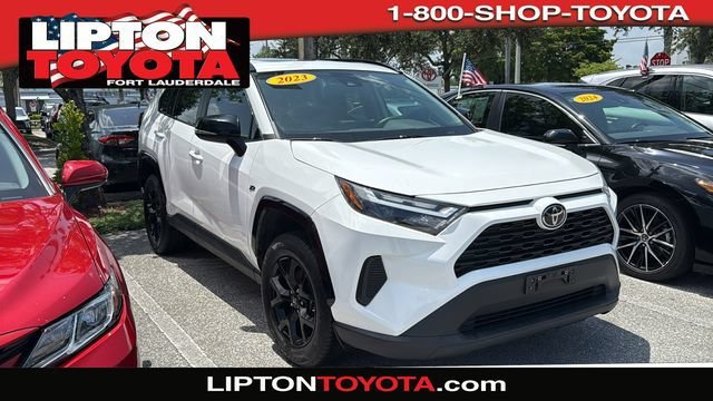 2023 Toyota RAV4 XLE