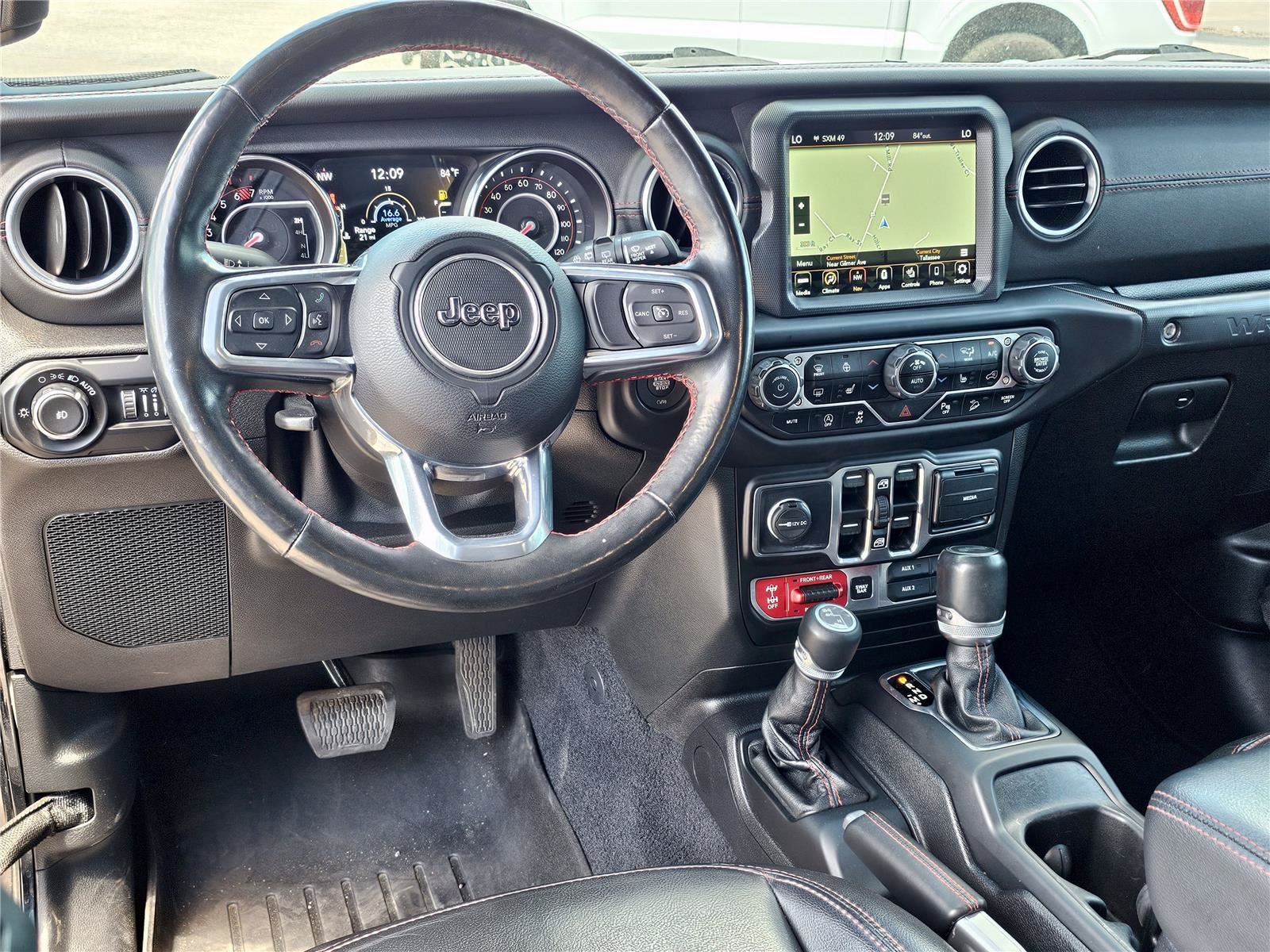 Certified Used 2020 Black Clearcoat Jeep Recon image 35