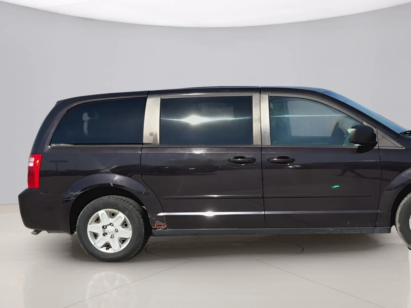 Used 2010 Maroon Dodge SE image 8