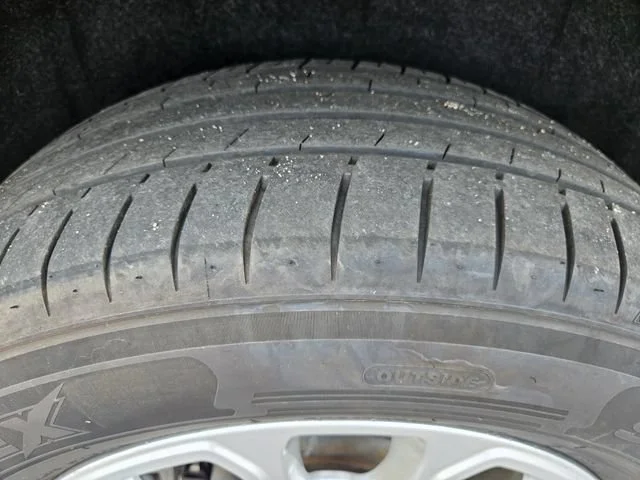 Used 2021 Black Jeep Laredo E image 28