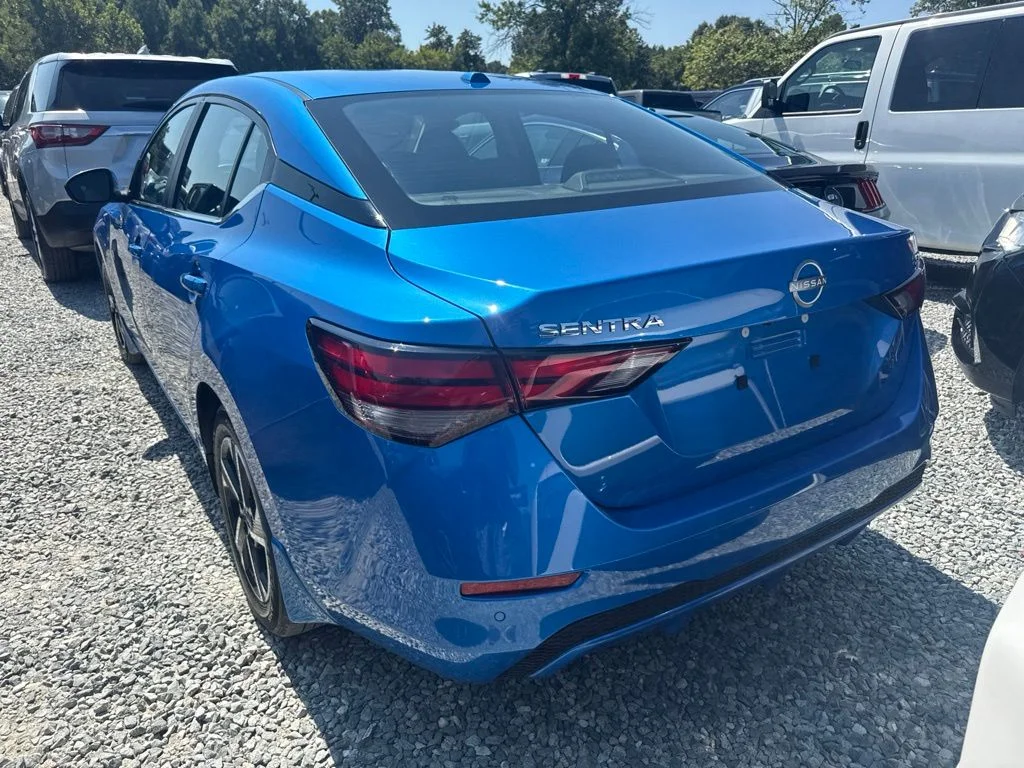 Used 2024 Blue Nissan SV image 4