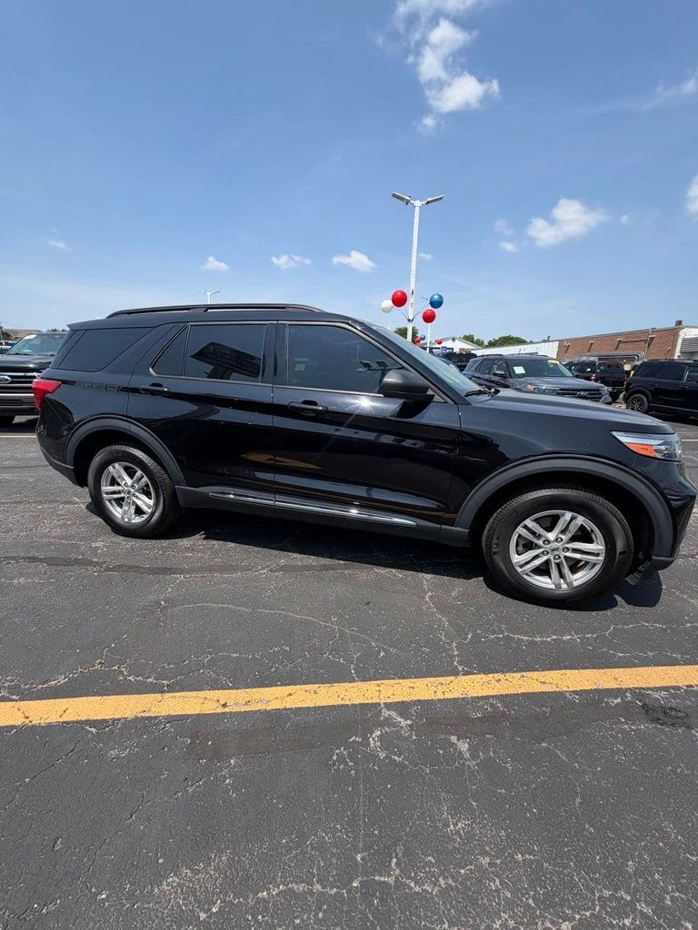 Used 2022 Black Ford XLT image 10