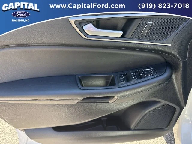 Used 2022 White Ford SEL image 20