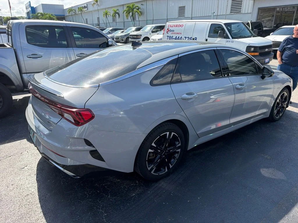 Used 2023 Wolf Gray Kia GT-Line image 13