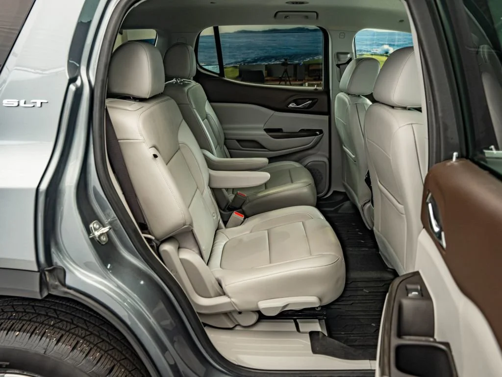 Used 2020 Satin Steel Metallic GMC SLT image 34