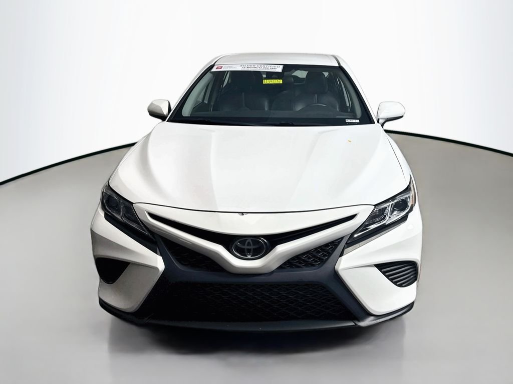 Used 2019 White Toyota  image 2