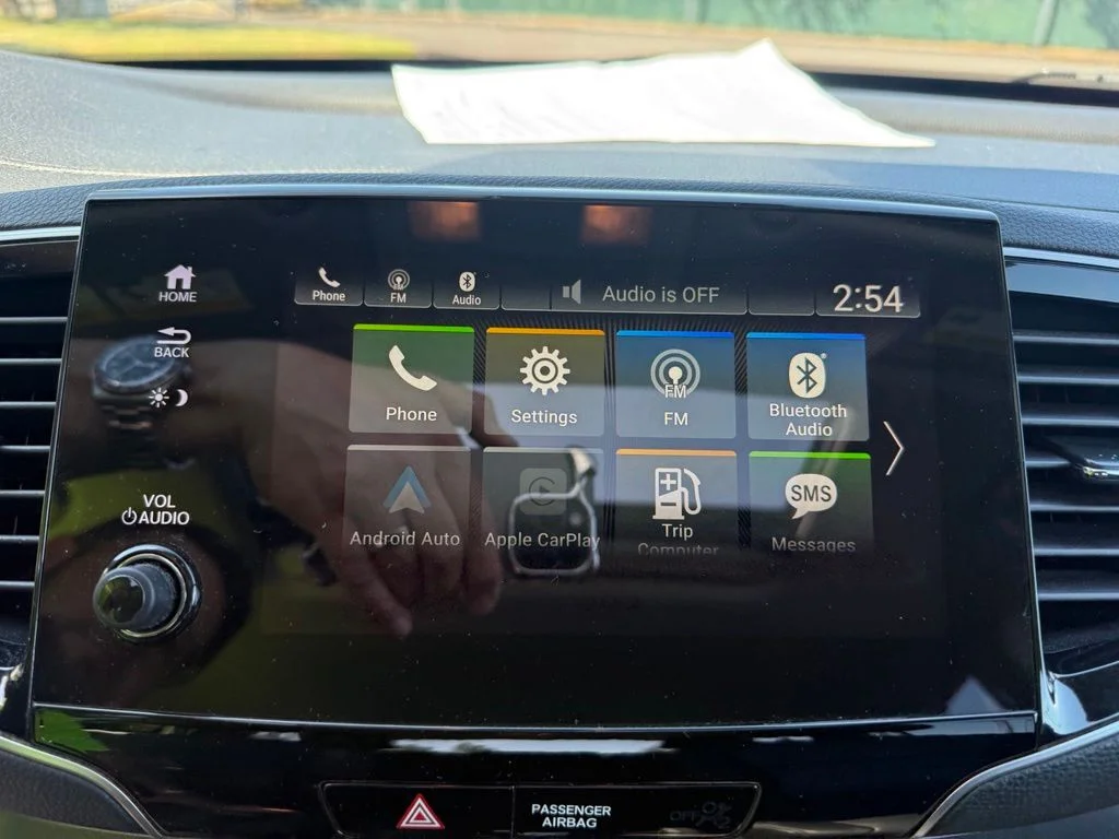 Used 2019 White Diamond Pearl Honda EX-L image 14