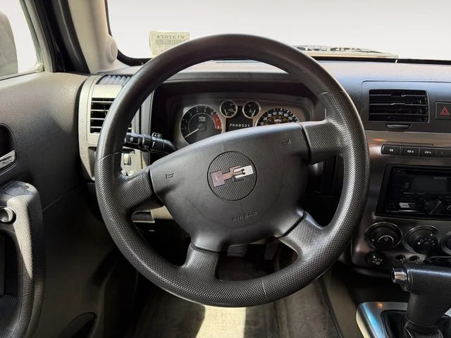 Used 2006 Black Hummer Base image 12