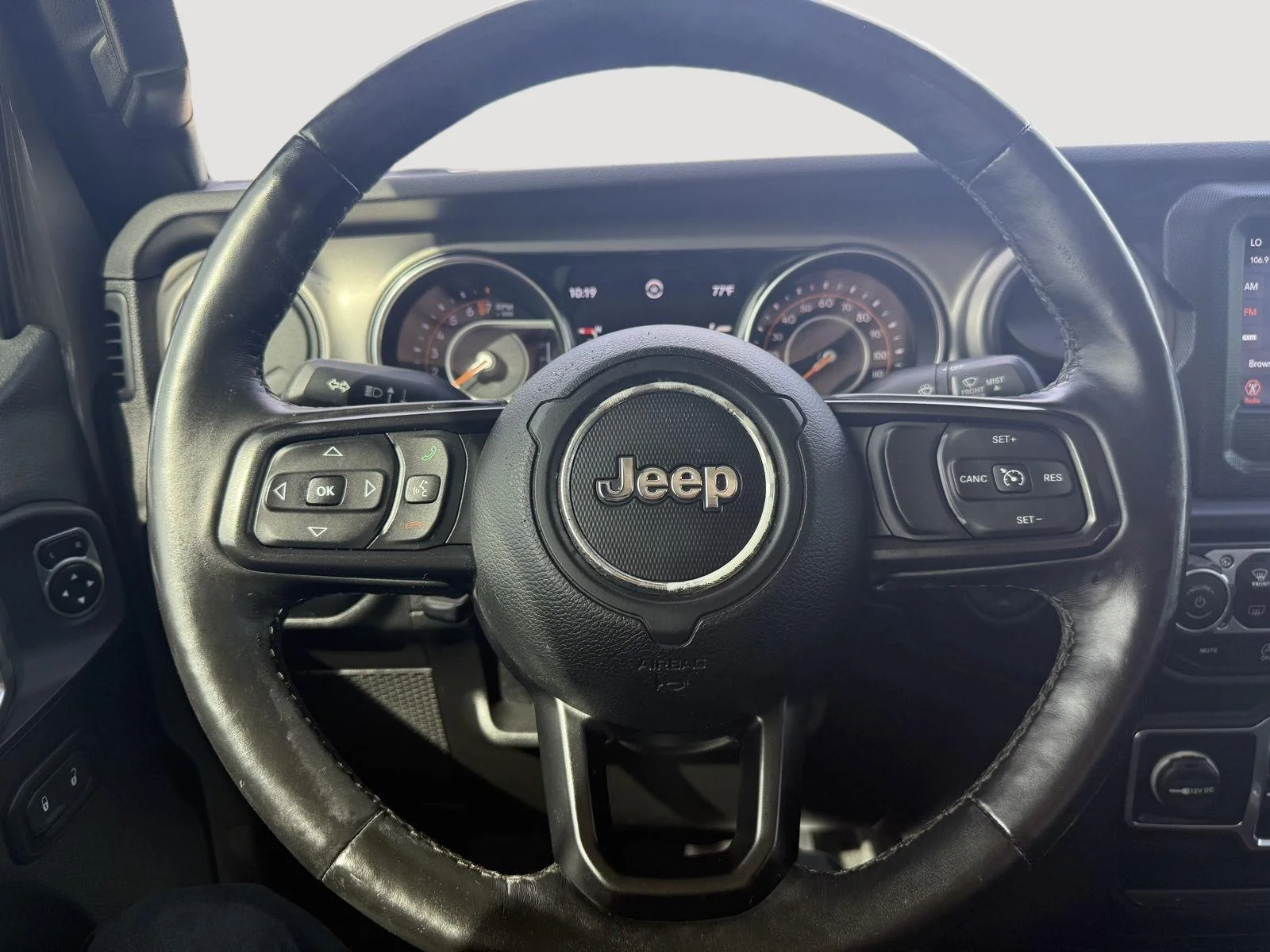 Used 2020 Gator Clearcoat Jeep Sport S image 11