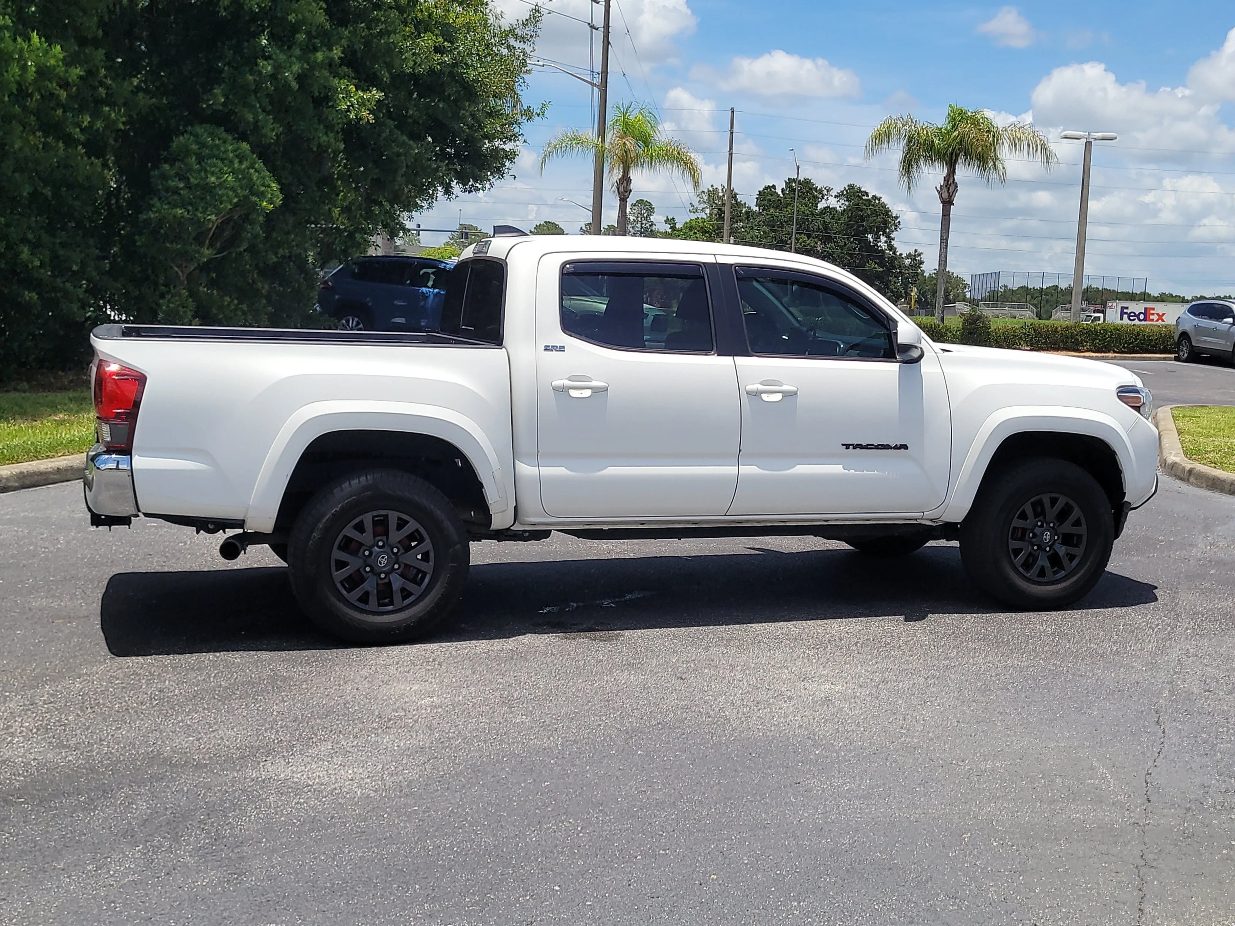 Used 2021 Super White Toyota SR5 image 7