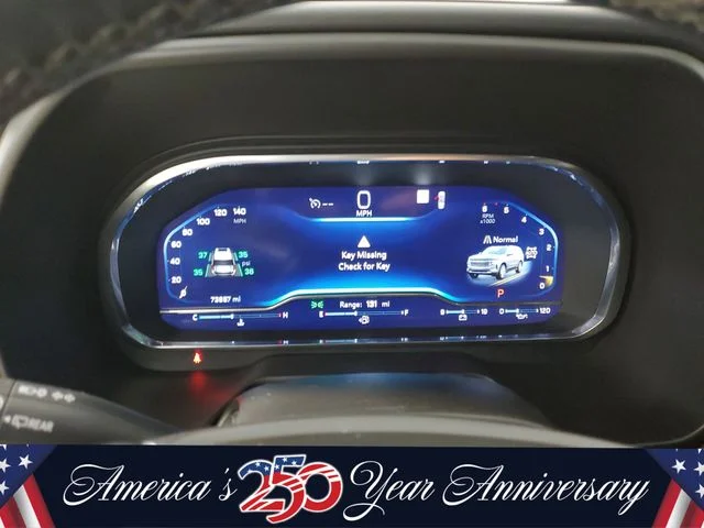 Used 2022 Red Chevrolet High Country image 28