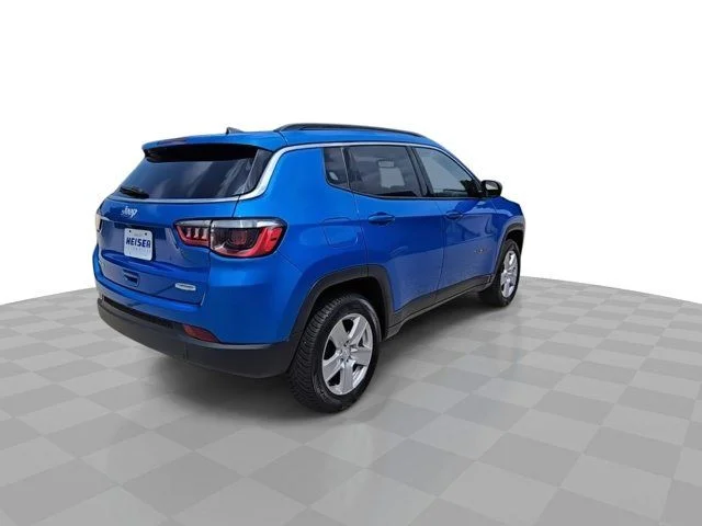Certified Used 2022 Blue Jeep Latitude image 8