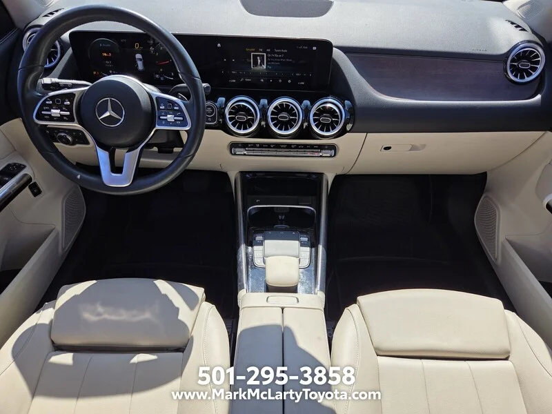 Used 2023 MANUFAKTUR Patagonia Red MERCEDES-BENZ GLA 250 4MATIC® SUV image 12