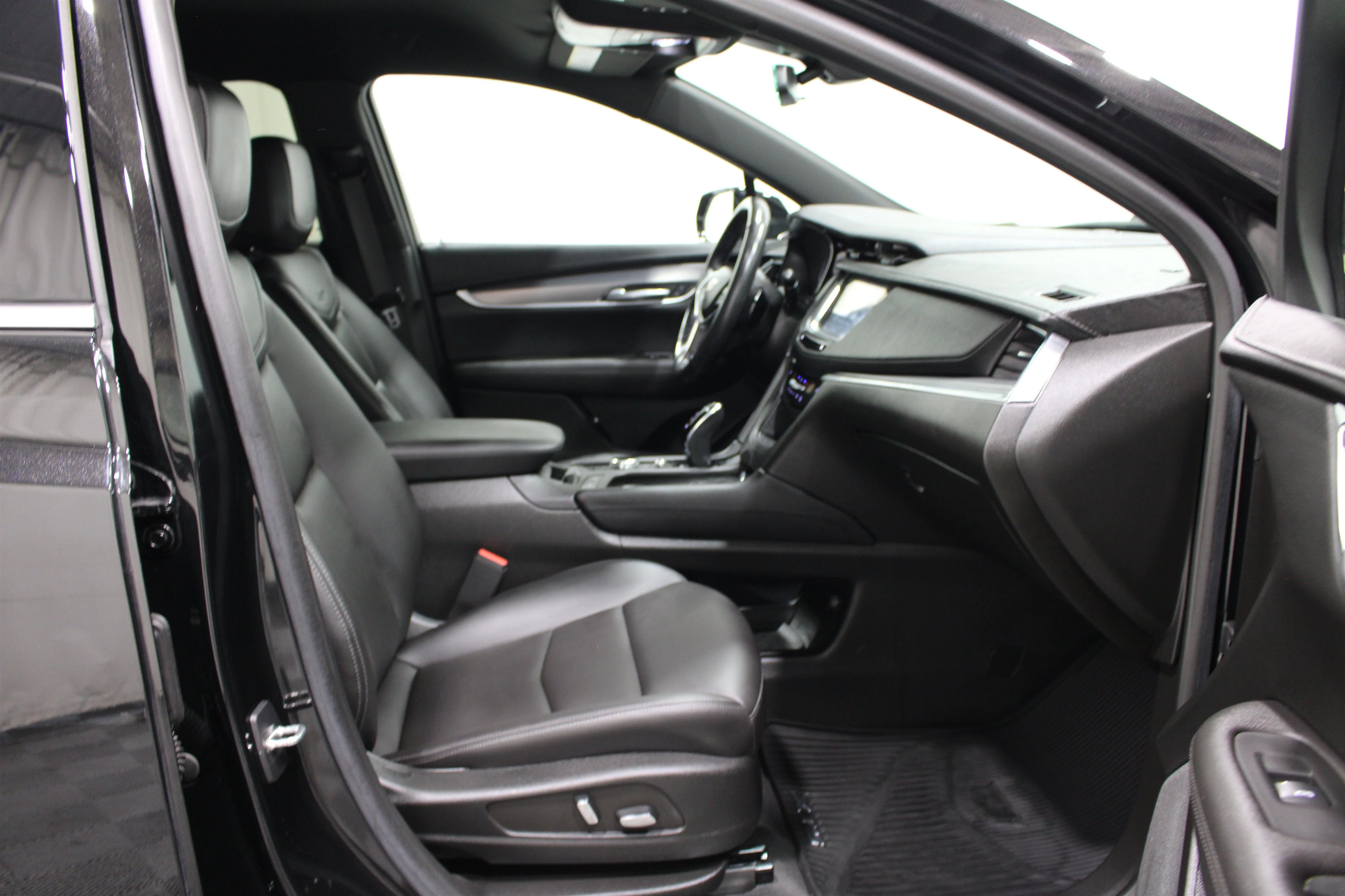 2023 Cadillac XT5 Luxury - Photo 28