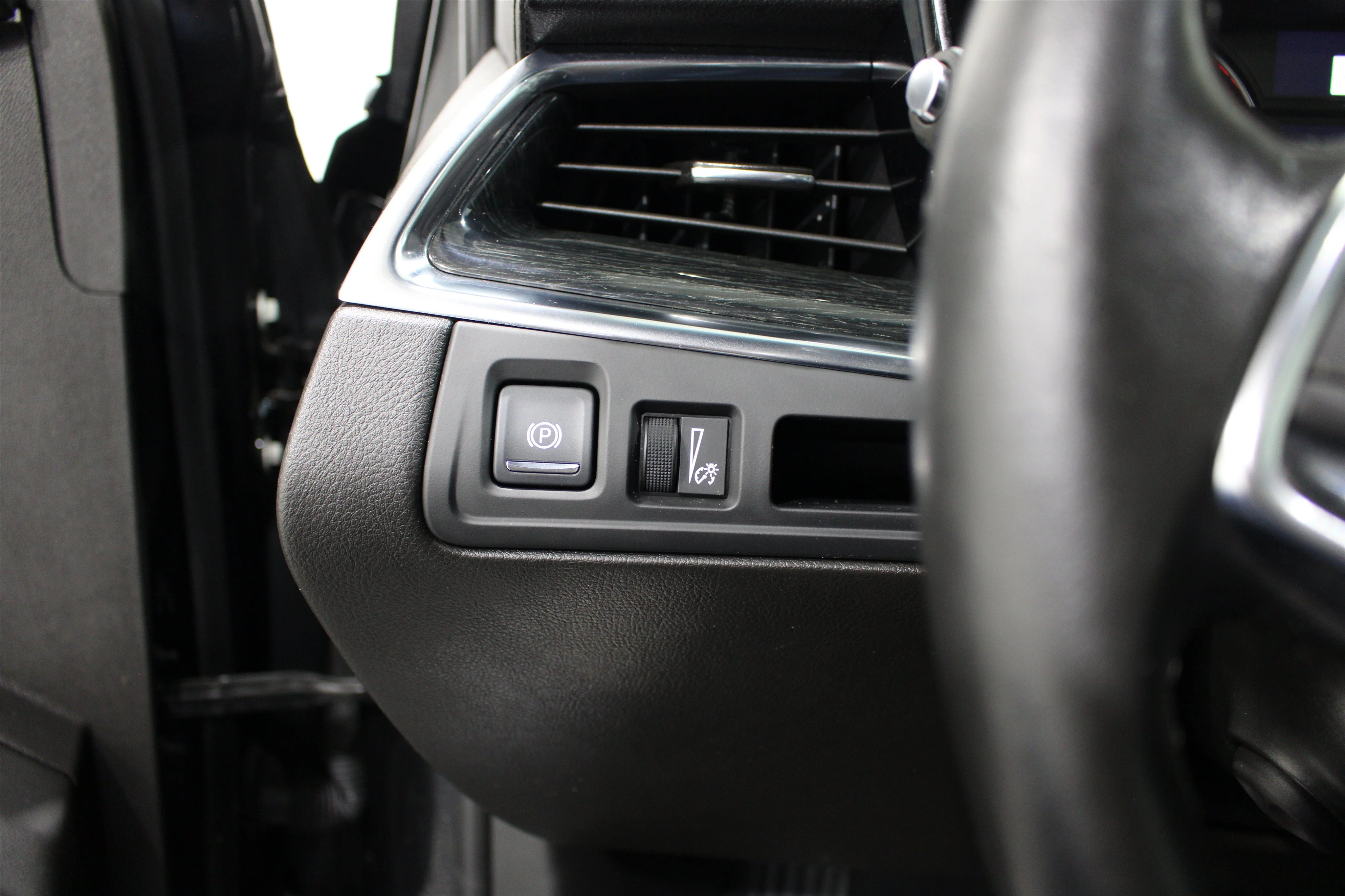 Used 2021 Stellar Black Metallic Cadillac AWD Premium Luxury image 9