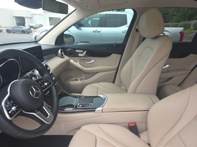 2022 Mercedes-Benz GLC GLC300 - Photo 12