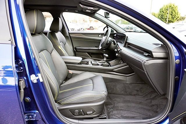 Used 2025 Blue Kia GT image 11