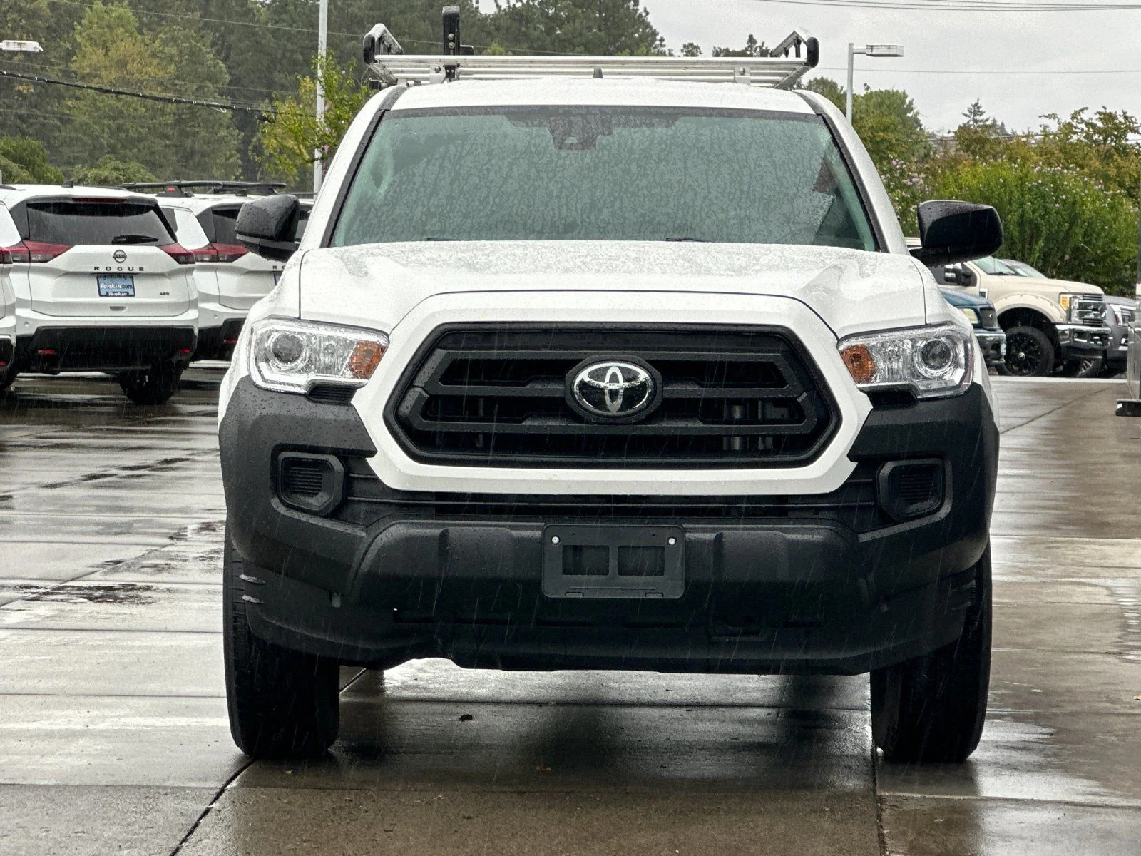 Used 2023 Ice Toyota SR image 8