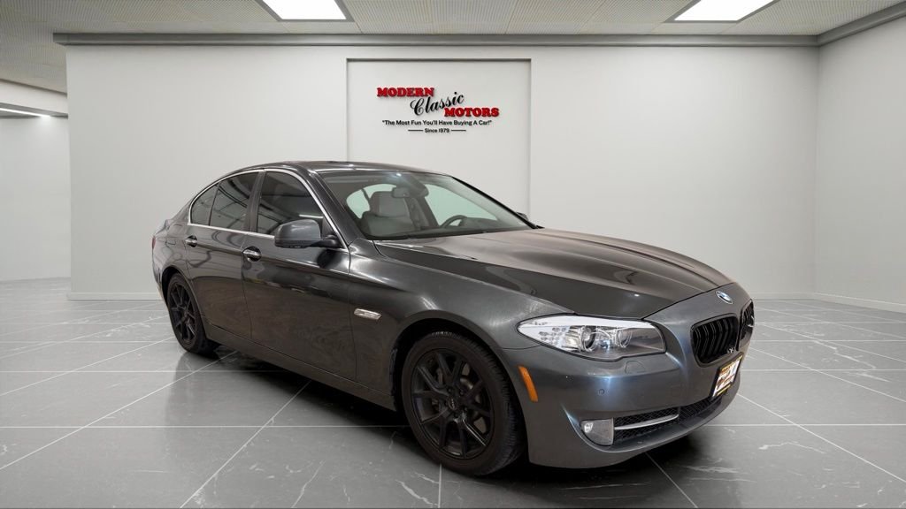 2013 BMW 5 Series 535i Sedan's photo
