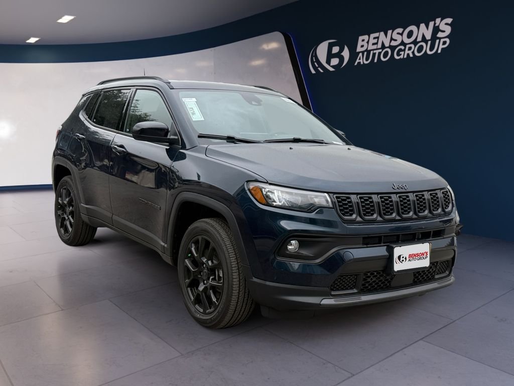 New 2026 Fathom Blue Pearl-Coat Exterior Paint Jeep Latitude image 7