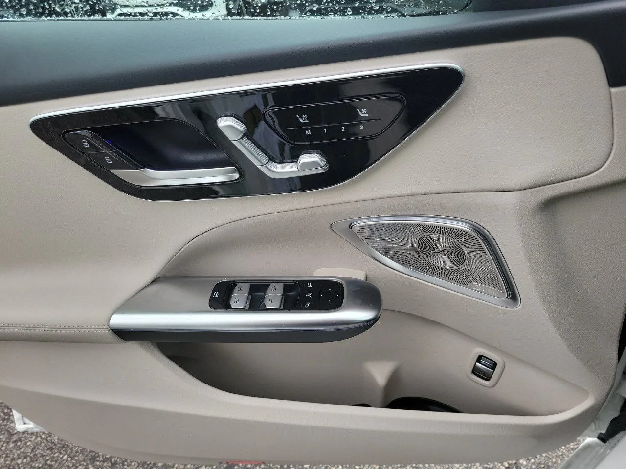 New 2026 Polar White Mercedes-Benz C 300 image 24