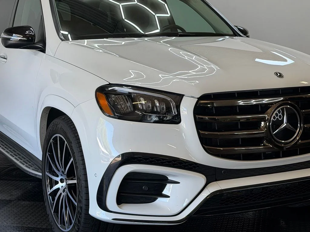 Used 2024 MANUFAKTUR Diamond White Bright Mercedes-Benz GLS 580 image 2