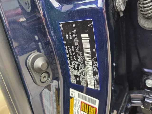Certified Used 2023  Toyota XLE image 21