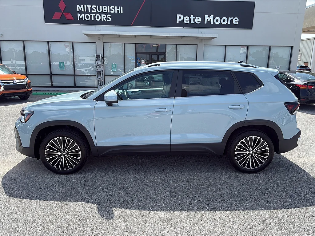 New 2026 Monument Gray Volkswagen SE FWD image 3