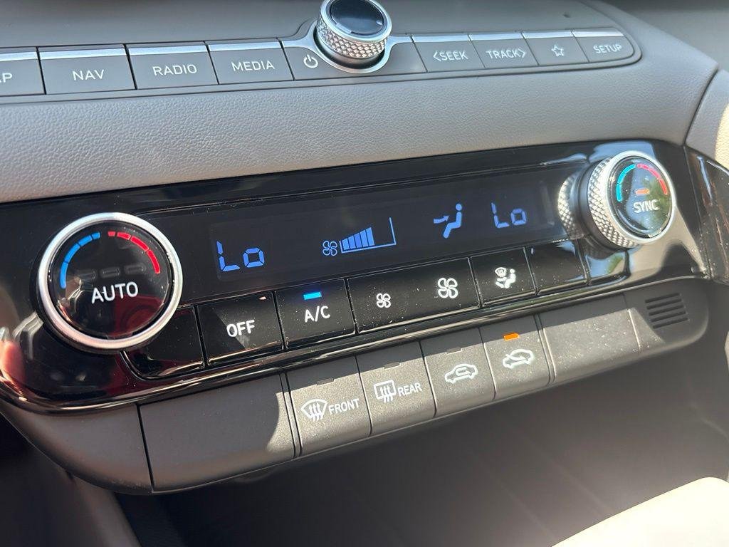 2025 Hyundai Elantra Blue - Photo 27