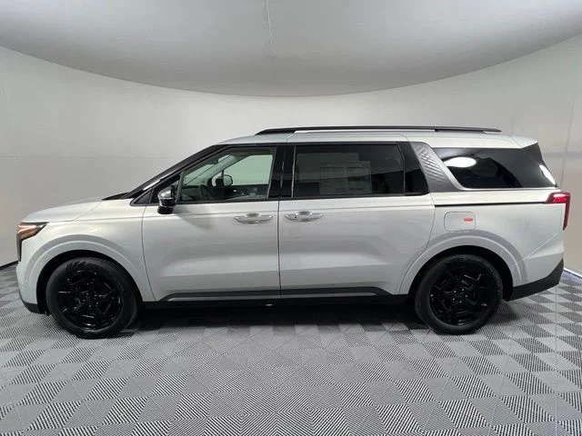 New 2026 White Kia SX image 4