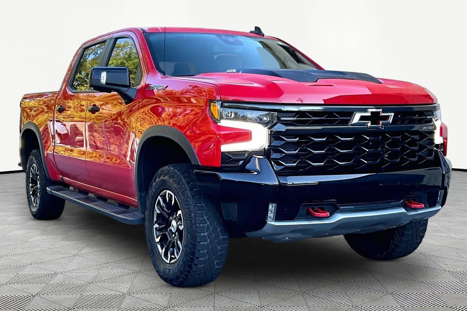 Used 2023 Red Hot Chevrolet ZR2 image 5