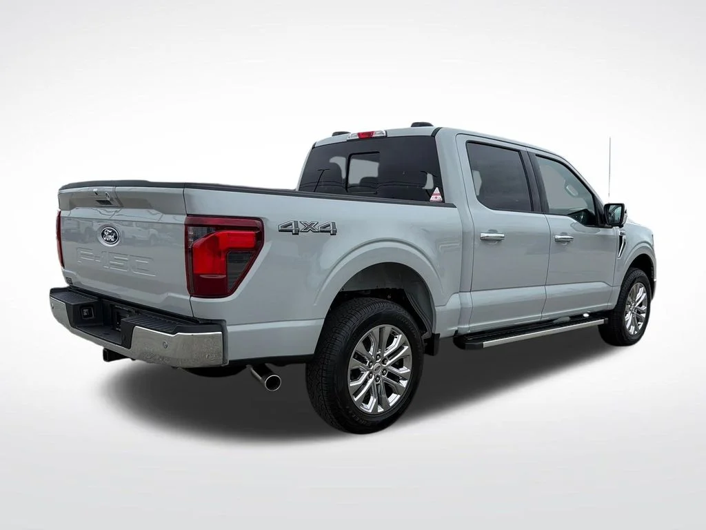 New 2026 White Ford XLT image 10