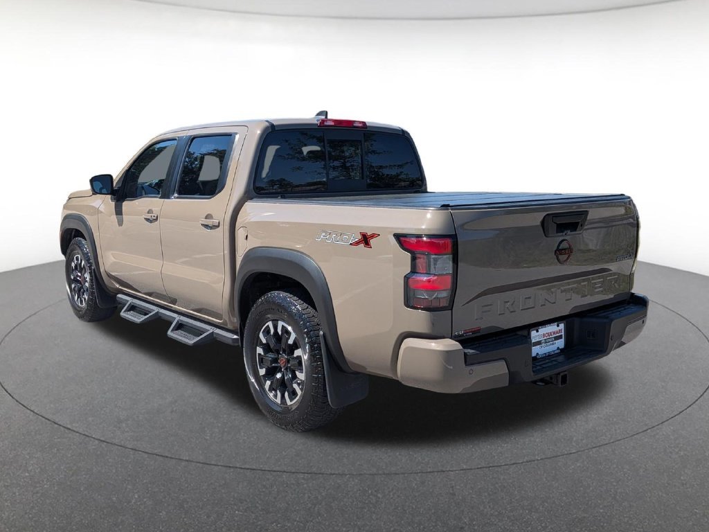 Used 2022  Nissan PRO-X image 4