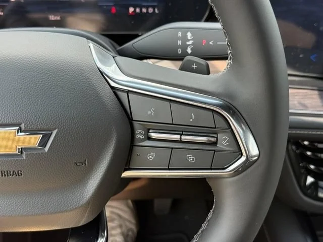 New 2026 Polar White Tricoat Chevrolet Premier image 18