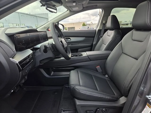 New 2026 Gun Metallic Nissan SL image 7