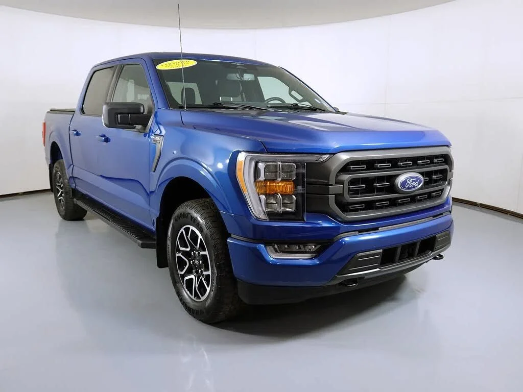 Used 2023 Blue Ford XL image 1