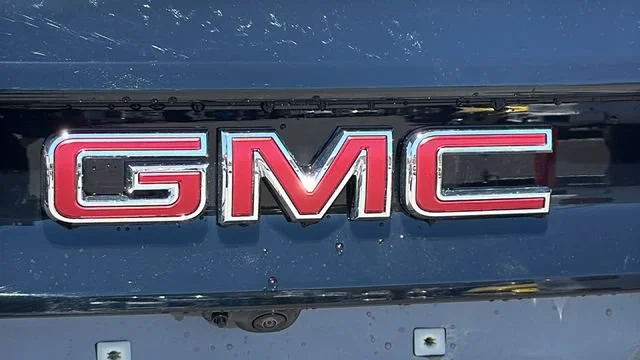 2026 GMC Acadia AT4 - Photo 28