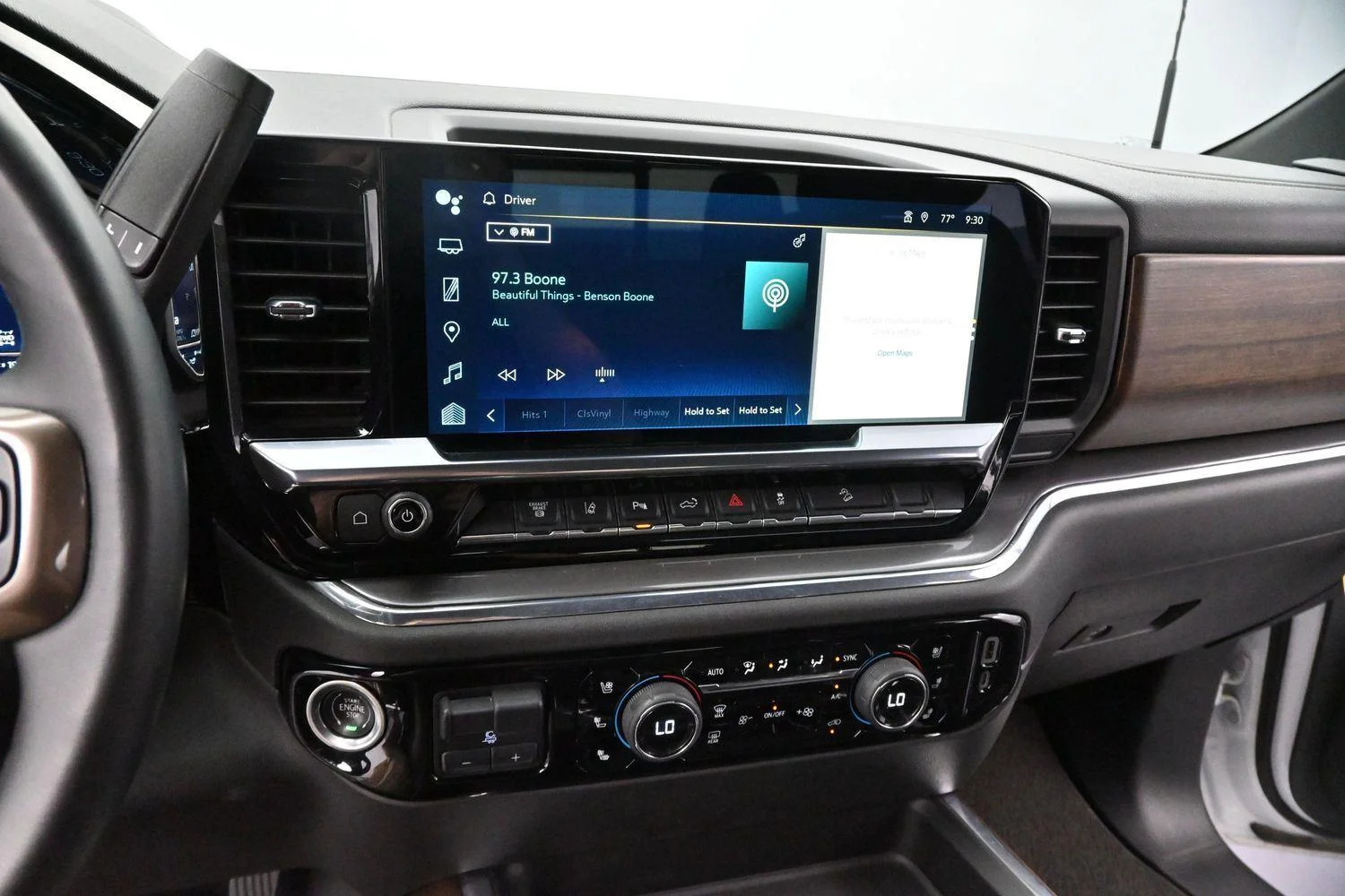 Used 2024 Summit White Chevrolet High Country image 17