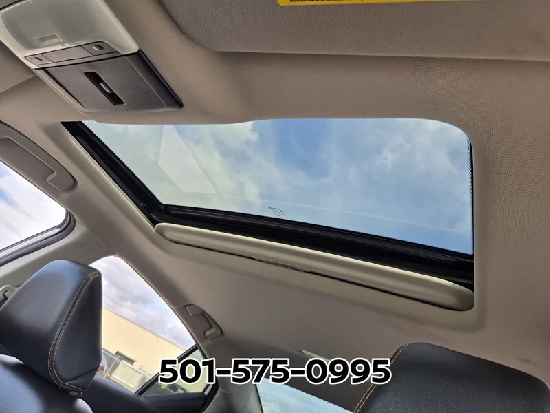 Used 2021 Pearl White NISSAN 2.5 SR SEDAN image 9