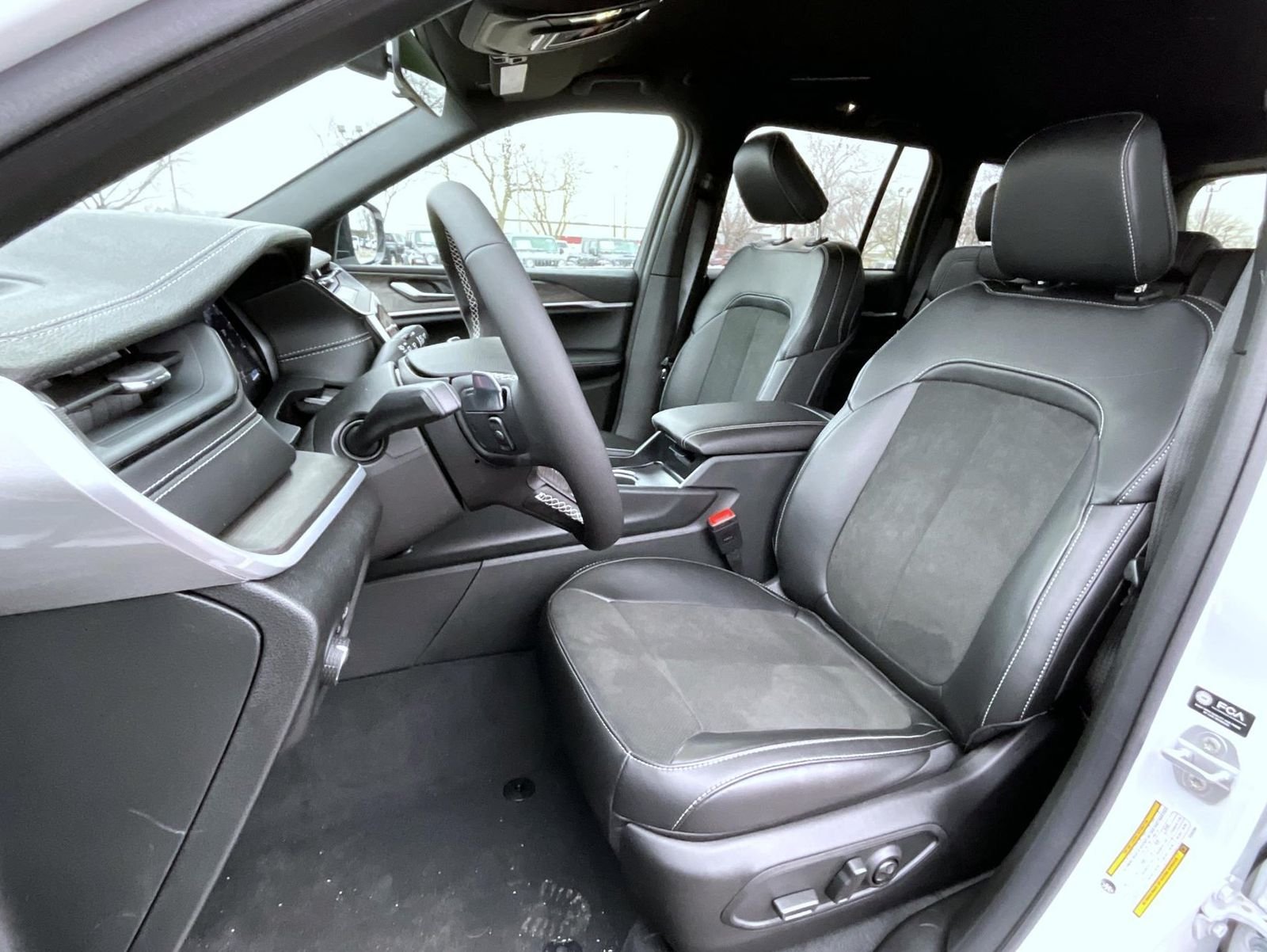 New 2026 Bright White Clearcoat Jeep Altitude image 10