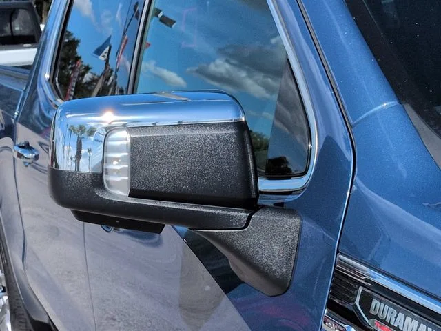 Used 2024  GMC Denali image 11