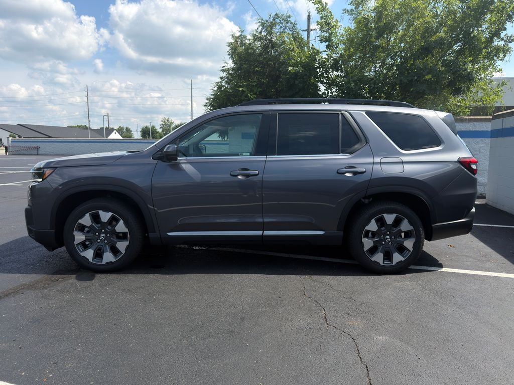 New 2026 Modern Steel Metallic Honda Touring image 2