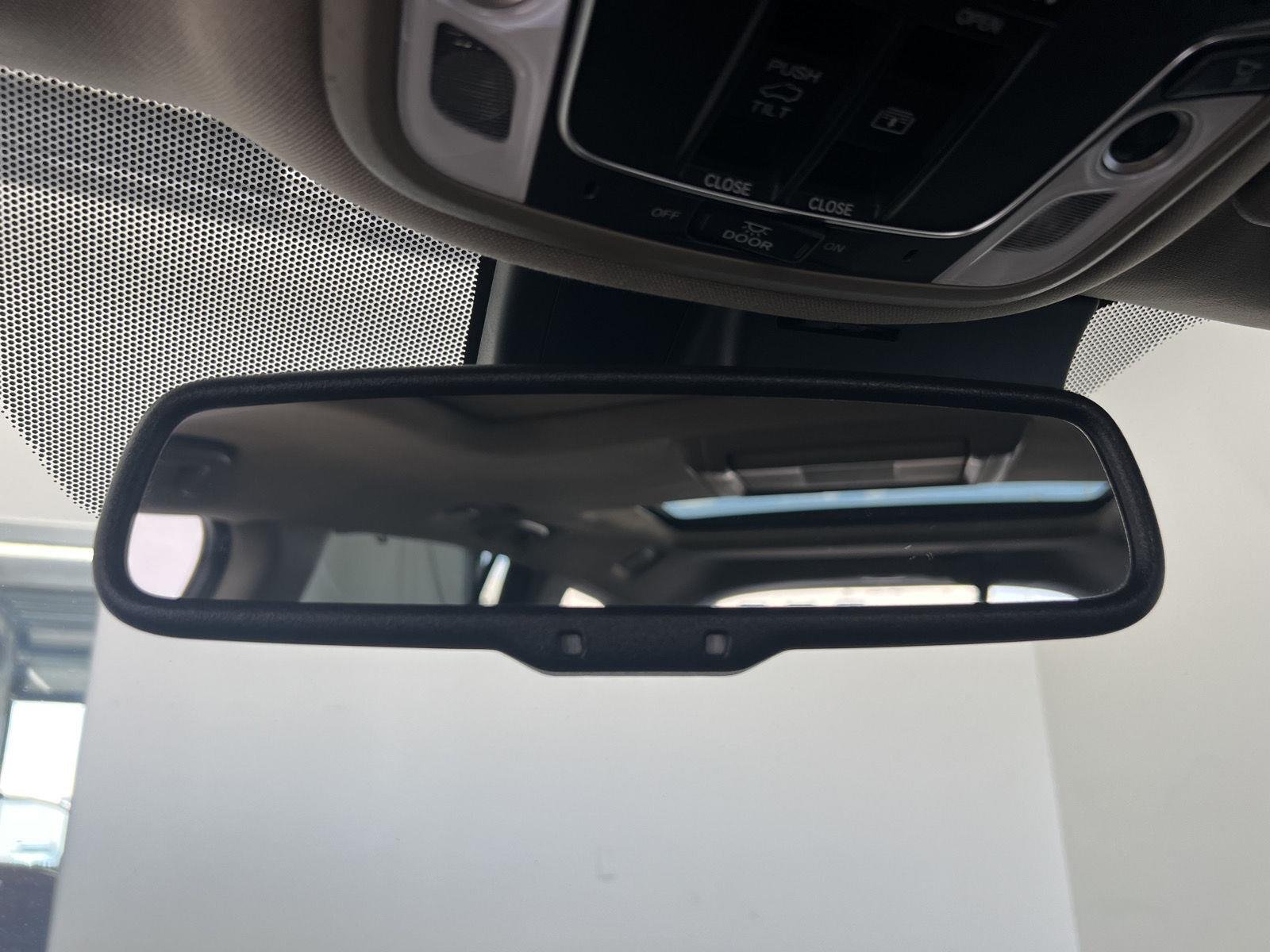 2018 Honda Pilot Elite - Photo 22