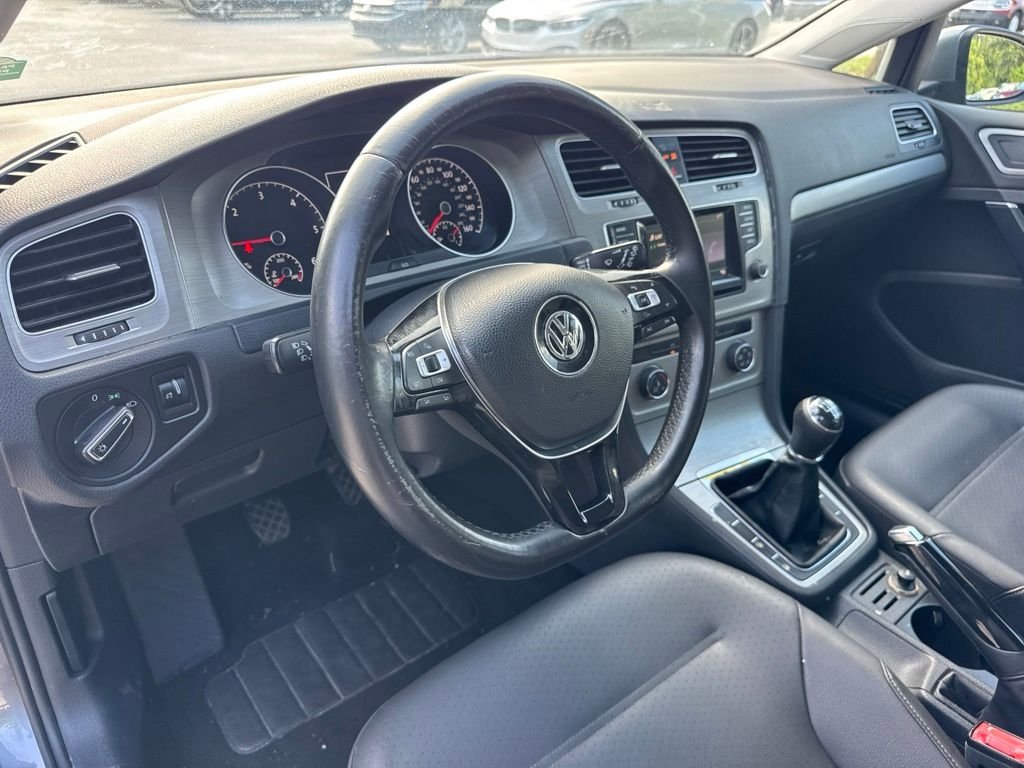 Used 2015 Gray Volkswagen TDI S 4-Door image 9
