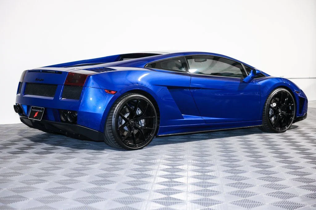 Used 2004 Blue Lamborghini Base image 7