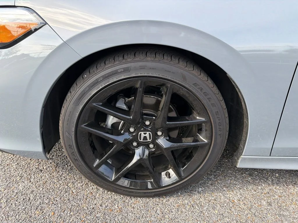 Used 2025 Gray Honda Sport image 17