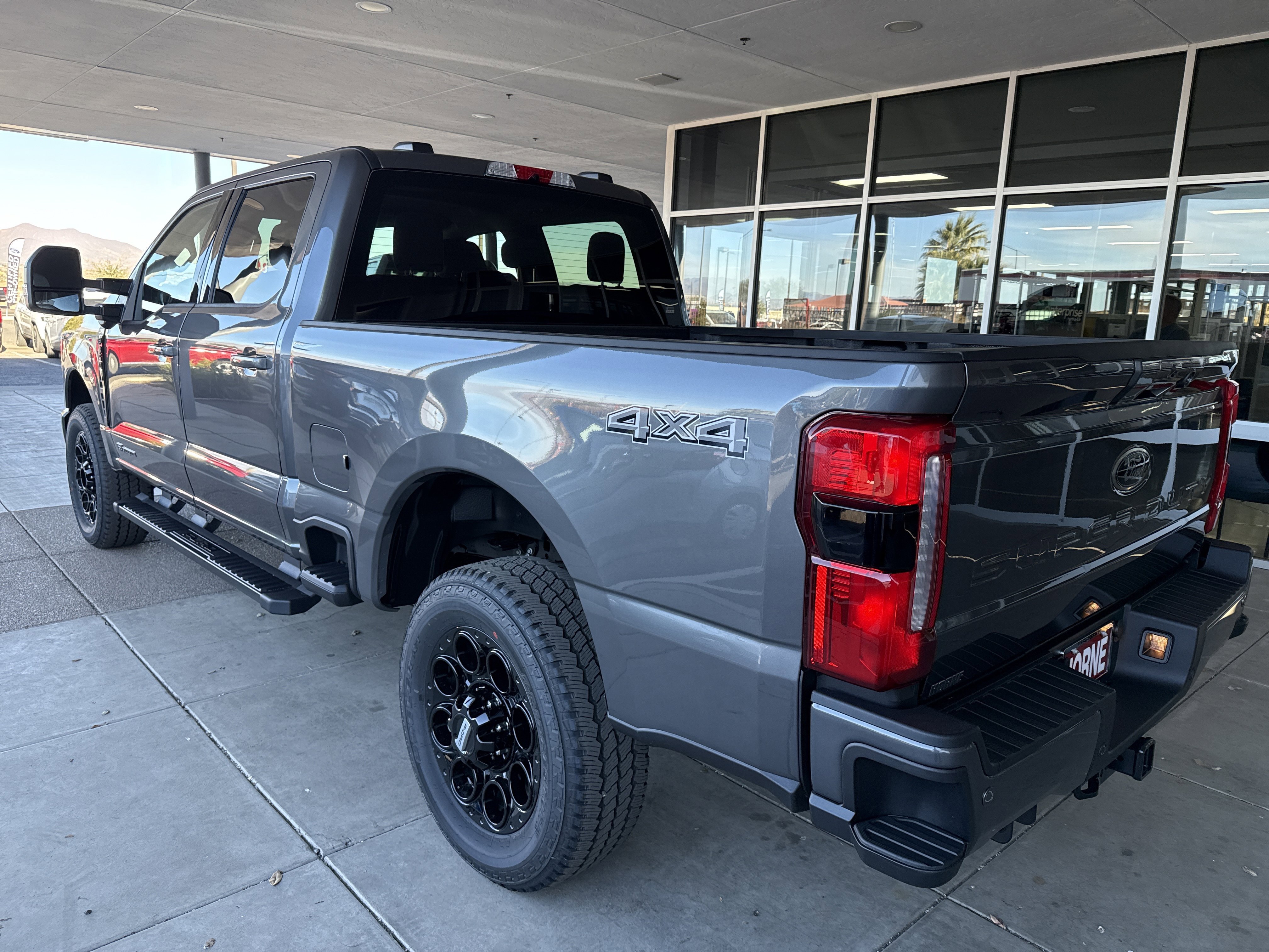 2026 Ford F-350 Super Duty XLT - Photo 6