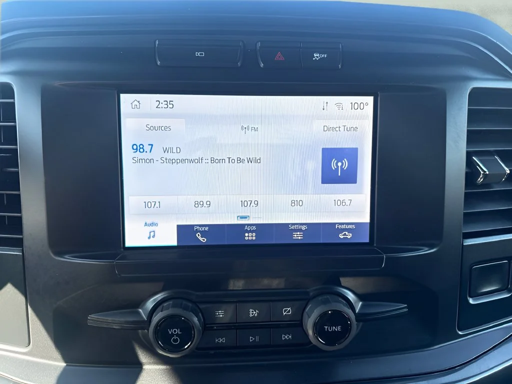 Used 2021 Blue Ford XL image 15